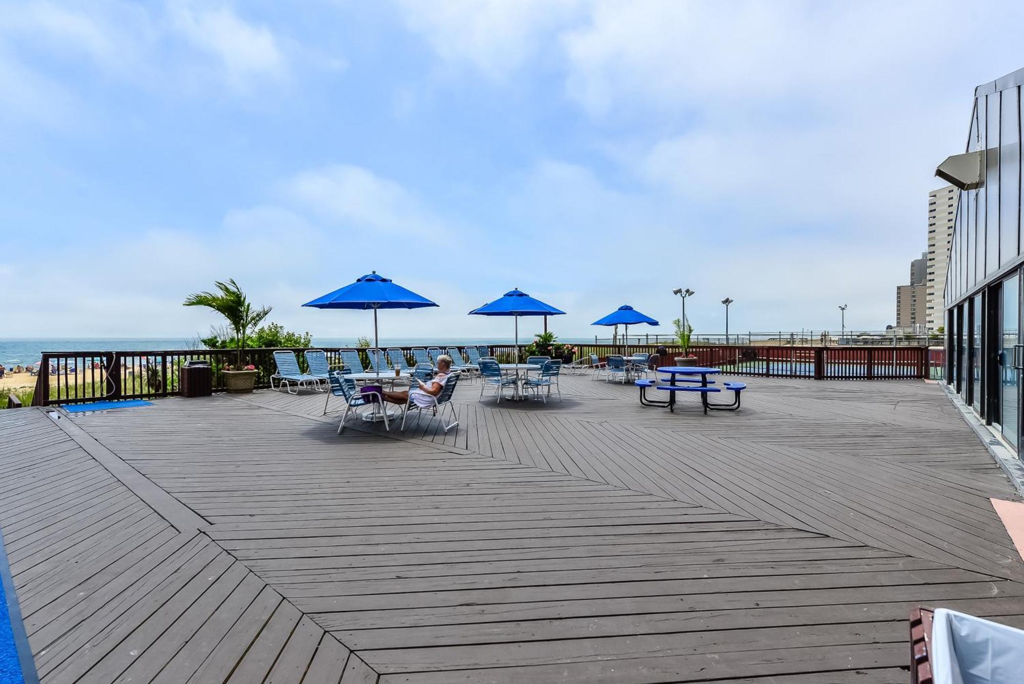 Family Friendly Luxury Oceanfront Condo, Indoor Pool, Massage Chair, Brand New Bathrooms 2025 Ocean City Bagian luar foto